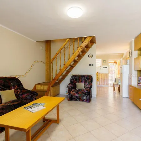 Ferienhaus Jazmin By Interhome