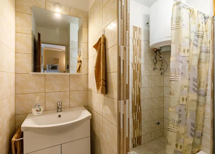 Jazmin By Interhome *